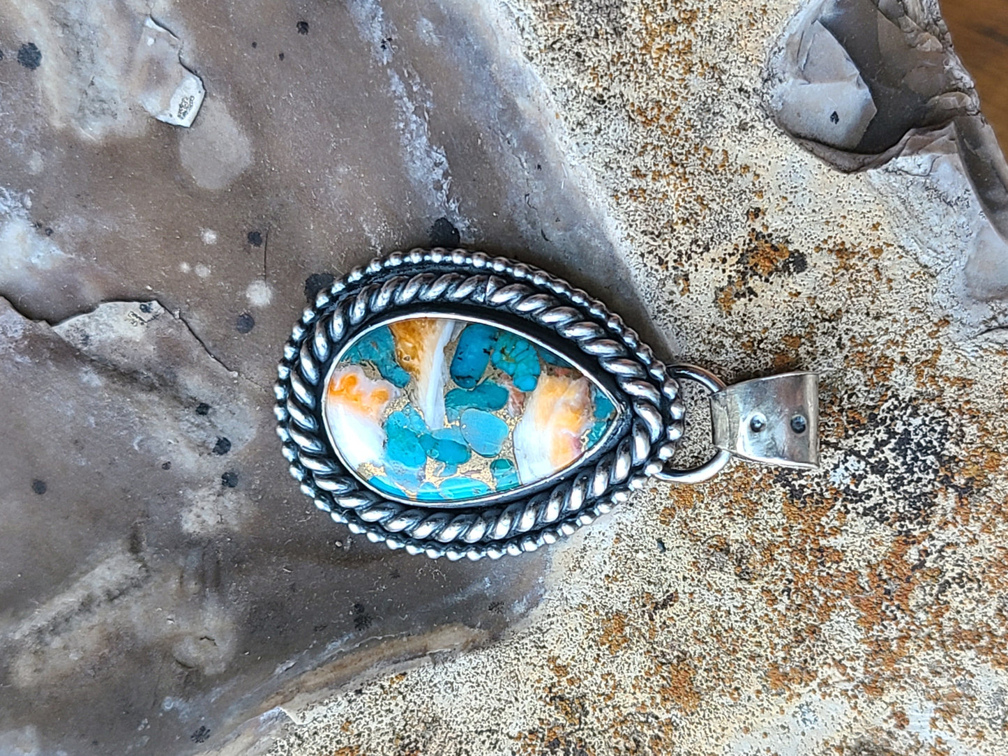 Pear Rio Grande Pendant