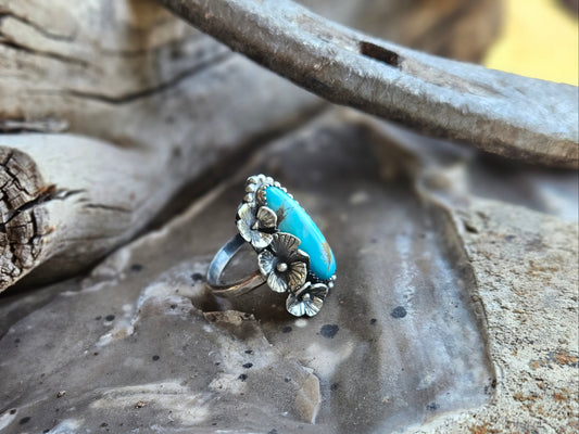 Kingman Turquoise Wildflower Ring