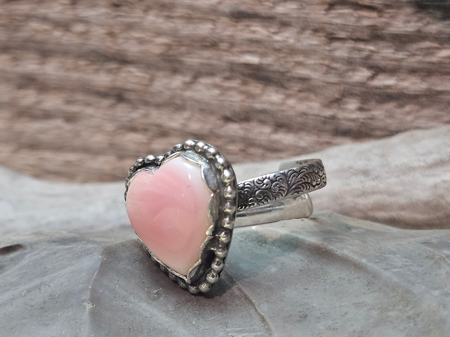 Pink Conch Heart Adjustable Ring