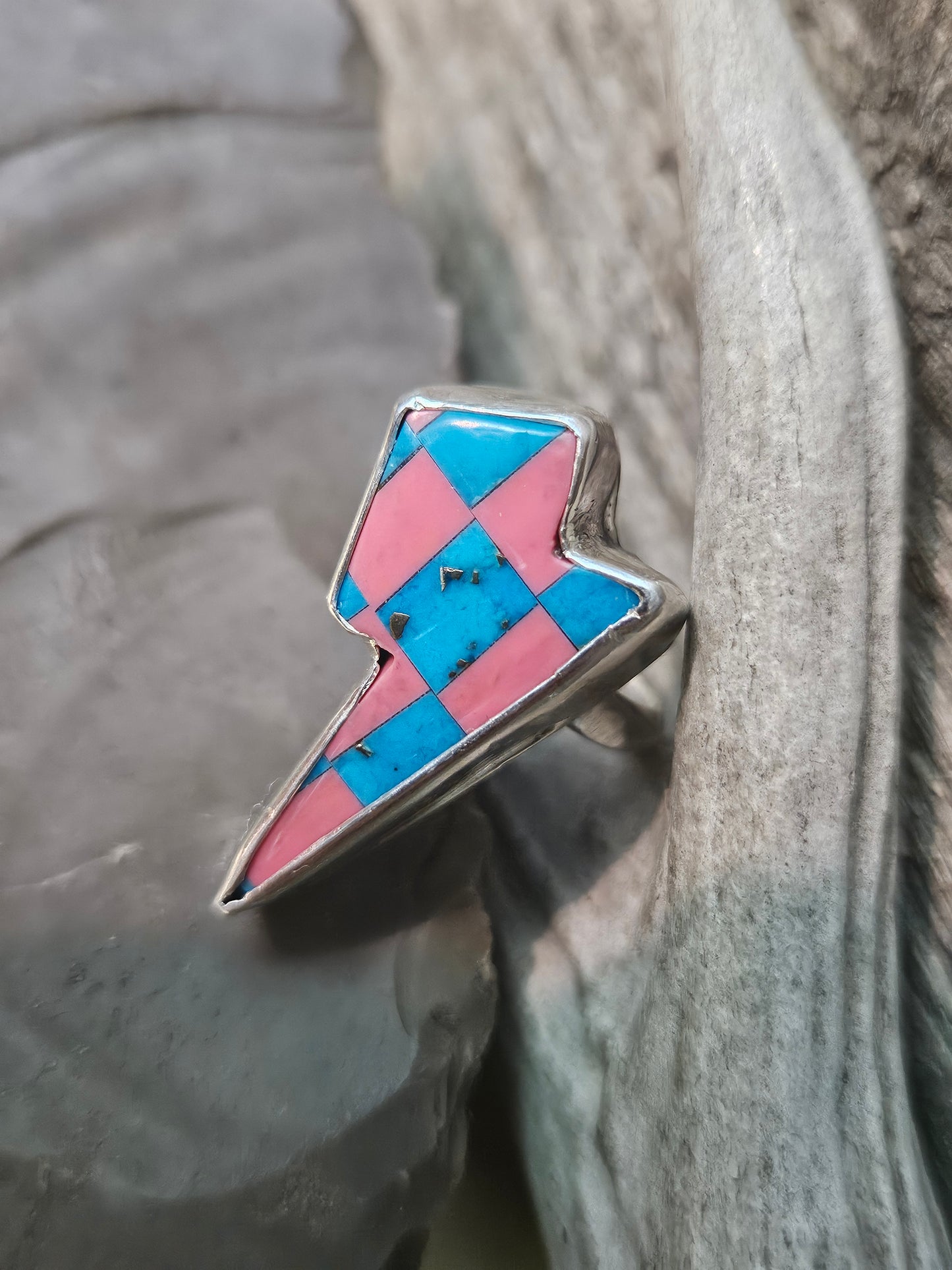 Native Made Stone Thunderbolt Turquoise & Billiard Ball Inlay Ring